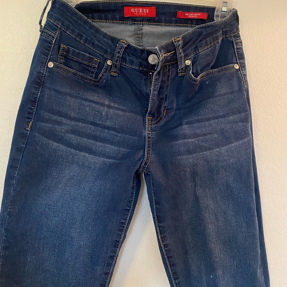 GUESS Jeans Mid Rise Skinny - Picture 2 of 8